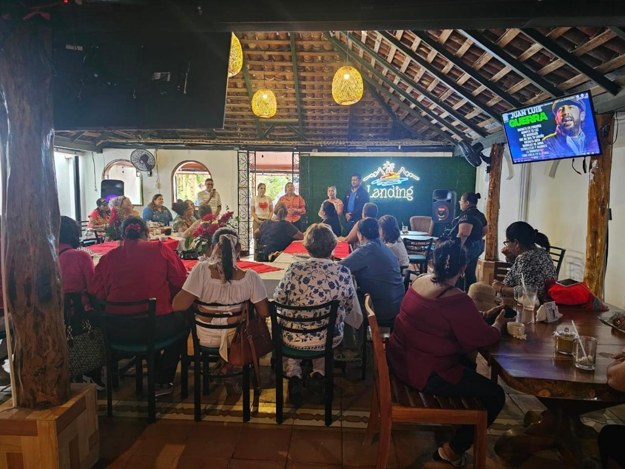 The Landing Hotel And Restaurant مويوجالبا المظهر الخارجي الصورة
