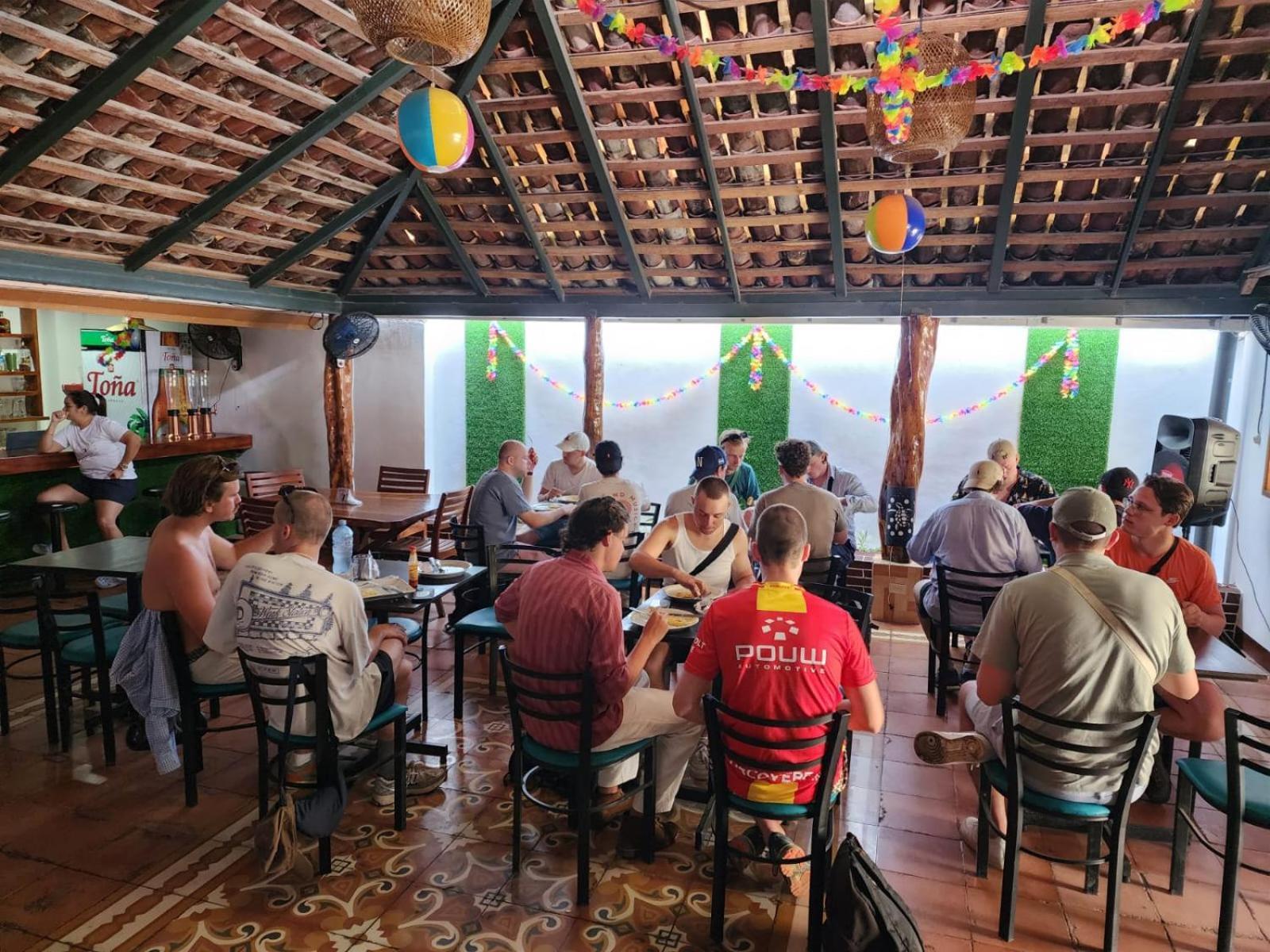 The Landing Hotel And Restaurant مويوجالبا المظهر الخارجي الصورة
